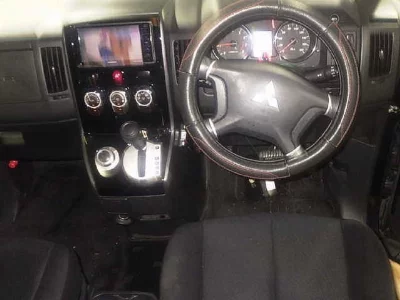 Mitsubishi DELICA D5