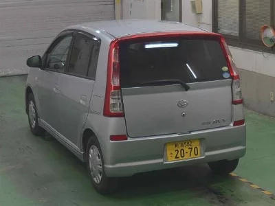 Daihatsu Mira Avy