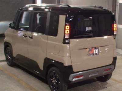 Mitsubishi Delica Mini