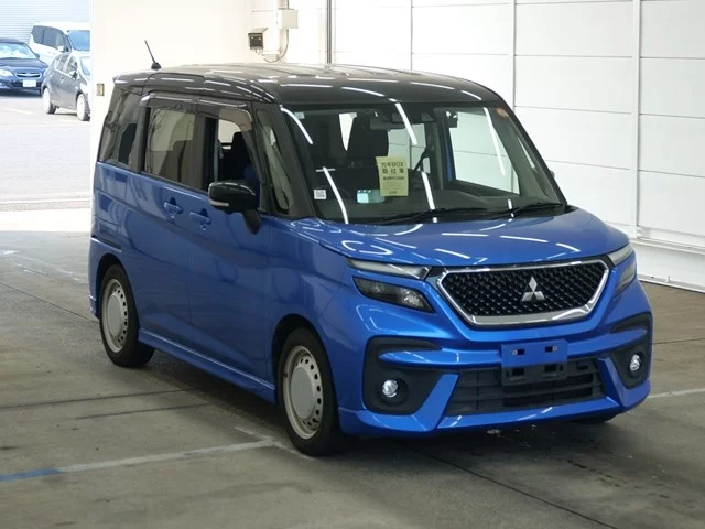 Mitsubishi Delica D:2  с аукциона в Японии