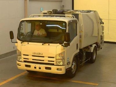 Isuzu Elf