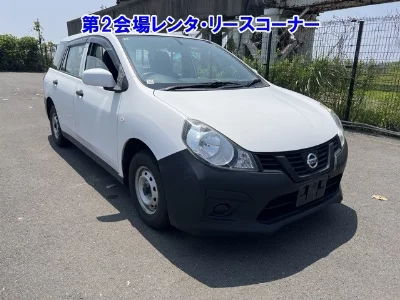Nissan AD