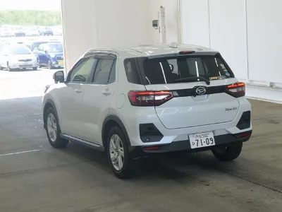 Daihatsu ROCKY