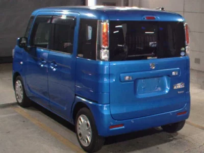 Suzuki Spacia