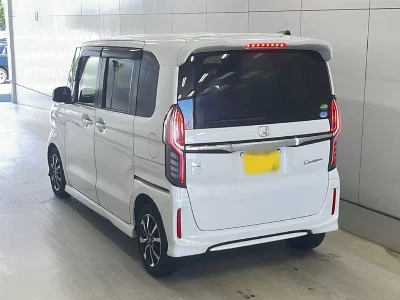 Honda N BOX CUSTOM