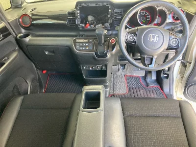 Honda N BOX+CUSTOM