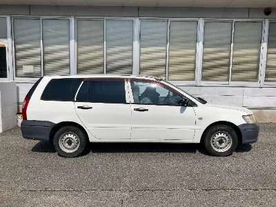 Mitsubishi LANCER CARGO