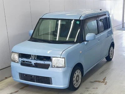 Toyota Pixis Space