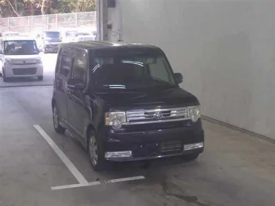 Toyota Pixis Space