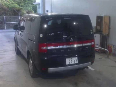 Mitsubishi DELICA D5