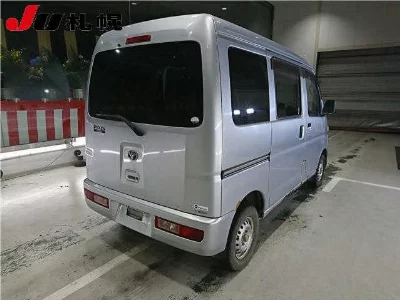 Toyota Pixis Van