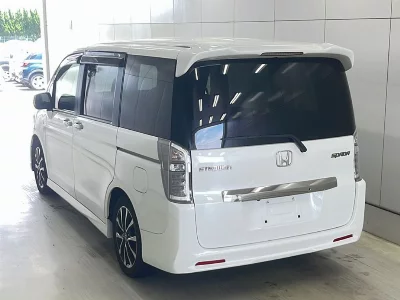 Honda STEPWGN SPADA