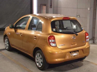 Nissan March