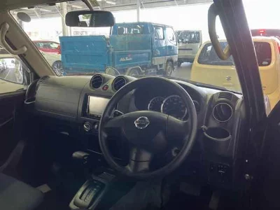 Nissan Kix