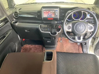 Honda N BOX CUSTOM