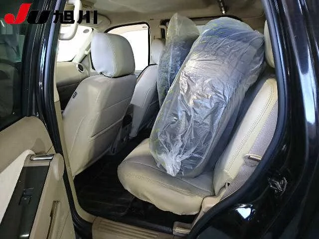Ford Explorer  с аукциона в Японии