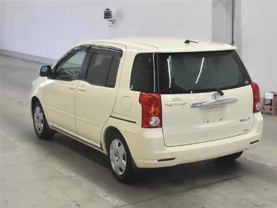Toyota Raum