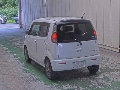 Suzuki MRWAGON