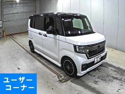 Honda N BOX CUSTOM
