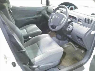 Toyota Raum