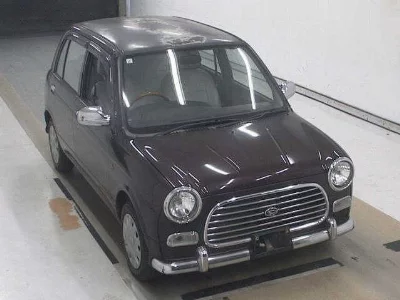 Daihatsu Mira Gino