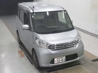 Nissan Dayz Roox