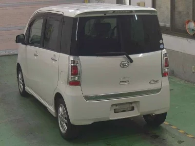 Daihatsu TANTO EXE