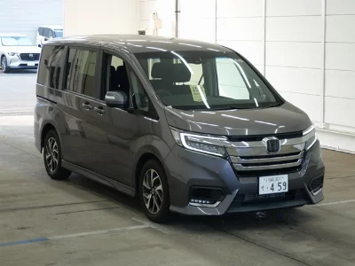 Honda STEPWGN SPADA