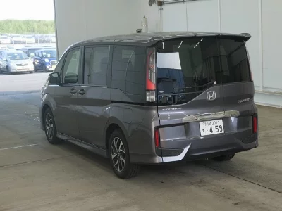 Honda STEPWGN SPADA
