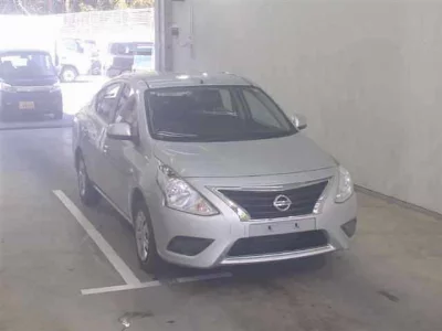 Nissan Tiida Latio
