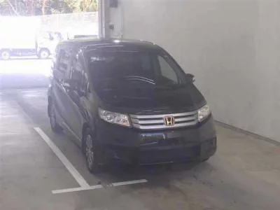 Honda Freed Spike