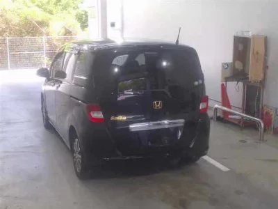 Honda Freed Spike