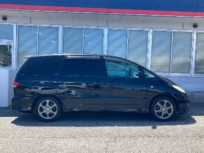 Toyota ESTIMA L