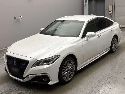 Toyota CROWN HYBRID