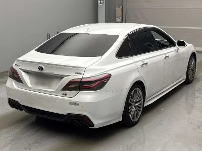 Toyota CROWN HYBRID