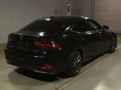Lexus IS300h