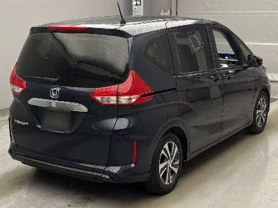 Статистика аукционов Honda FREED+