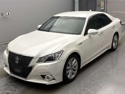 Toyota CROWN HYBRID
