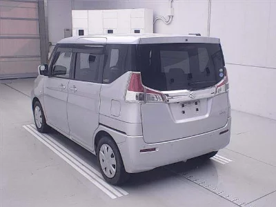 Suzuki Solio