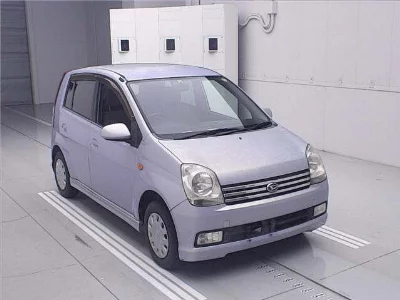 Daihatsu Mira Avy