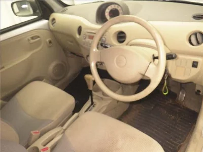Daihatsu Esse