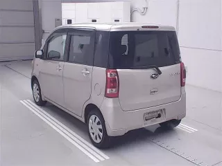 Subaru Lucra