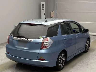 Honda FIT SHUTTLE HYBRID