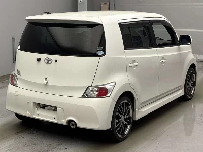 Toyota bB