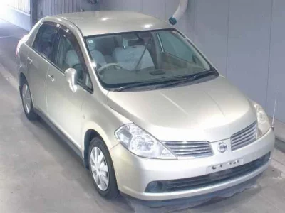 Nissan Tiida Latio