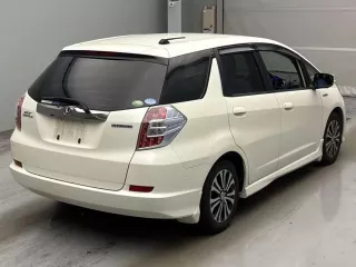 Honda FIT SHUTTLE HYBRID