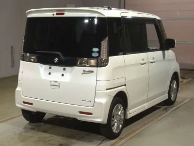 Suzuki Spacia Custom