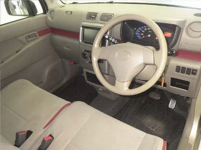 Daihatsu Move Conte