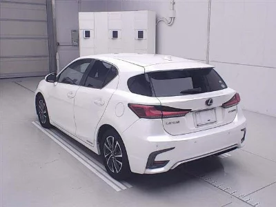 Lexus CT200h