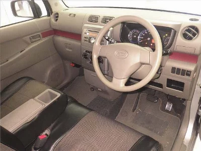 Daihatsu Move Conte